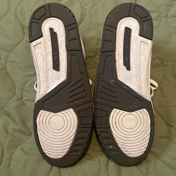 Jordan 3 mocha ☕️ - Picture 5 of 6